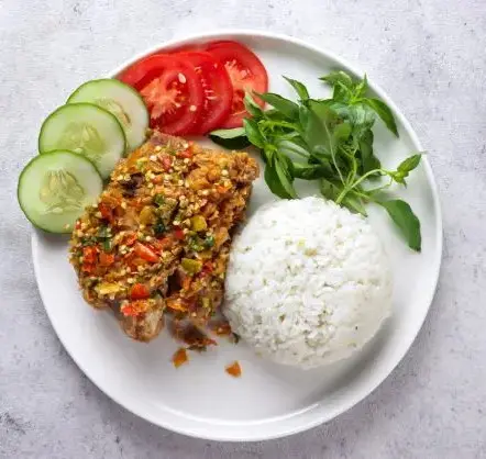 Ayam Geprek Sambal Ijo Rawit